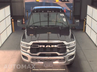 2025 Ram 2500 Tradesman Crew Cab Medium Bed - miniatura 2