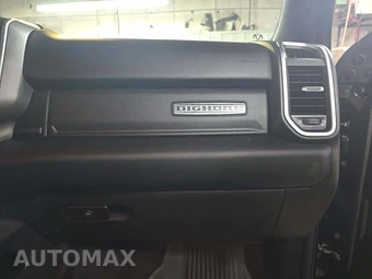 2025 Ram 3500 Big Horn Crew Cab Long Bed – miniatura 19