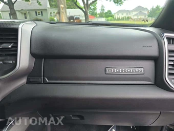 2025 Ram 3500 Big Horn Crew Cab Medium Bed – miniatura 19