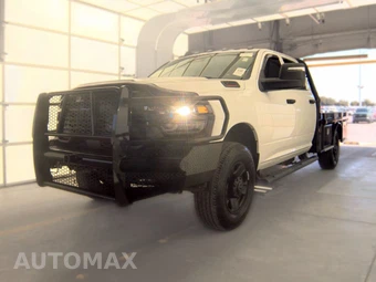 2025 Ram 3500 Cab Chassis Tradesman Crew Cab