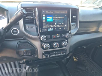 2025 Ram 3500 Cab Chassis Tradesman Crew Cab - miniatura 11