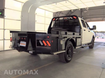 2025 Ram 3500 Cab Chassis Tradesman Crew Cab - miniatura 4