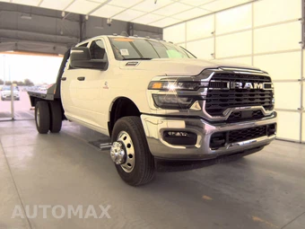 2025 Ram 3500 Cab Chassis Tradesman Crew Cab DRW - miniatura 3