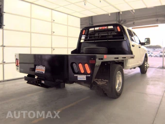 2025 Ram 3500 Cab Chassis Tradesman Crew Cab DRW - miniatura 4