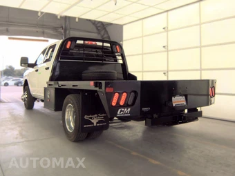 2025 Ram 3500 Cab Chassis Tradesman Crew Cab DRW - miniatura 6