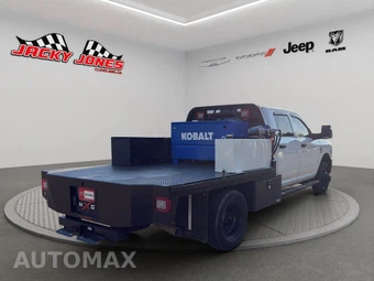2025 Ram 3500 Cab Chassis Tradesman Crew Cab DRW - miniatura 11