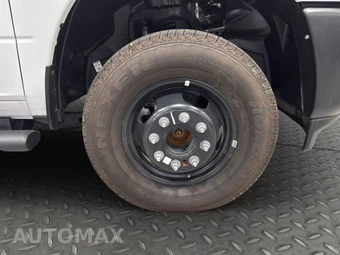 2025 Ram 3500 Cab Chassis Tradesman Crew Cab DRW - miniatura 15