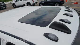 2025 Ram 3500 Limited Crew Cab Long Bed DRW – miniatura 18
