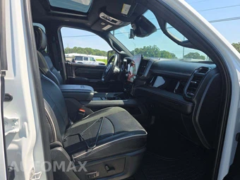 2025 Ram 3500 Limited Extended Crew Cab Medium Bed - miniatura 15