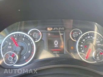 2025 Ram 3500 Tradesman Crew Cab Long Bed - miniatura 6