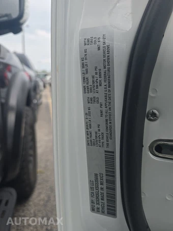 2025 Ram 3500 Tradesman Crew Cab Long Bed – miniatura 10