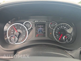 2025 Ram 3500 Tradesman Crew Cab Long Bed – miniatura 8
