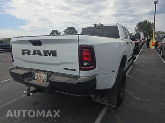 2025 Ram 3500 Tradesman Crew Cab Long Bed – miniatura 4