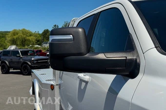 2025 Ram 5500 Cab Chassis Big Horn Crew Cab DRW - miniatura 10