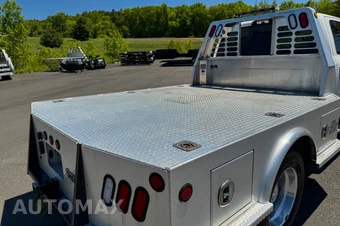 2025 Ram 5500 Cab Chassis Big Horn Crew Cab DRW - miniatura 22