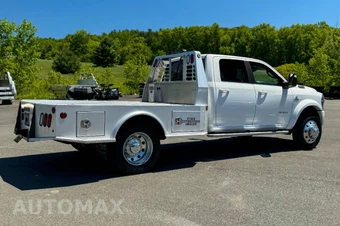 2025 Ram 5500 Cab Chassis Big Horn Crew Cab DRW - miniatura 3