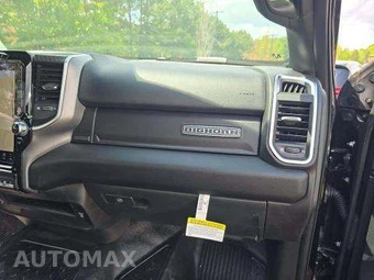 2025 Ram 5500 Cab Chassis Big Horn Regular Cab DRW – miniatura 16