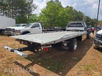 2025 Ram 5500 Cab Chassis Big Horn Regular Cab DRW – miniatura 3