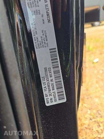 2025 Ram 5500 Cab Chassis Big Horn Regular Cab DRW – miniatura 5