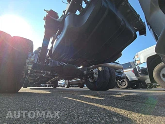 2025 Ram 5500 Cab Chassis Tradesman Crew Cab DRW – miniatura 14