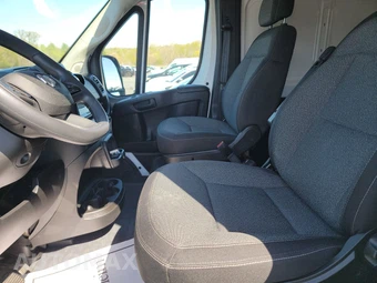2025 Ram ProMaster 1500 Cargo Van SLT High Roof 136.0" WB - miniatura 7