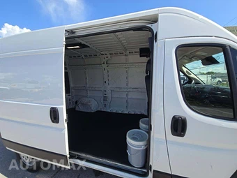 2025 Ram ProMaster 2500 Cargo Van Tradesman w/Passenger Seat High Roof 136.0" WB - miniatura 12