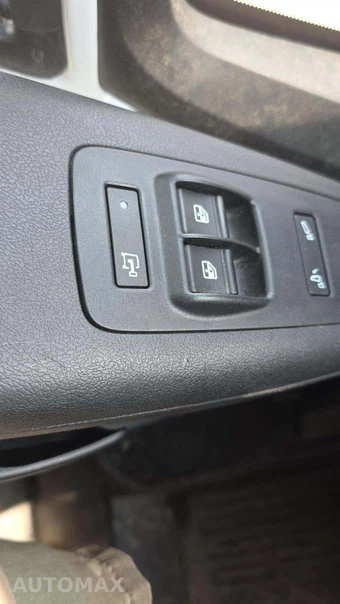 2025 Ram ProMaster 2500 Cargo Van Tradesman w/Passenger Seat High Roof 136.0" WB - miniatura 21