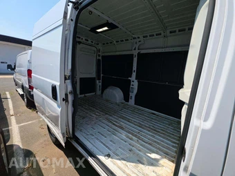 2025 Ram ProMaster 2500 Cargo Van Tradesman w/Passenger Seat High Roof 136.0" WB - miniatura 15