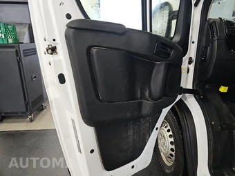 2025 Ram ProMaster 2500 Cargo Van Tradesman w/Passenger Seat High Roof 136.0" WB - miniatura 9