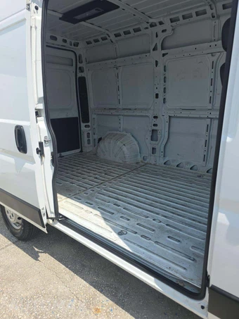 2025 Ram ProMaster 2500 Cargo Van Tradesman w/Passenger Seat High Roof 136.0" WB - miniatura 16