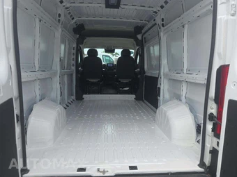 2025 Ram ProMaster 2500 Cargo Van Tradesman w/Passenger Seat High Roof 136.0" WB - miniatura 12