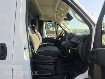 2025 Ram ProMaster 2500 Cargo Van Tradesman w/Passenger Seat High Roof 136.0" WB - miniatura 8