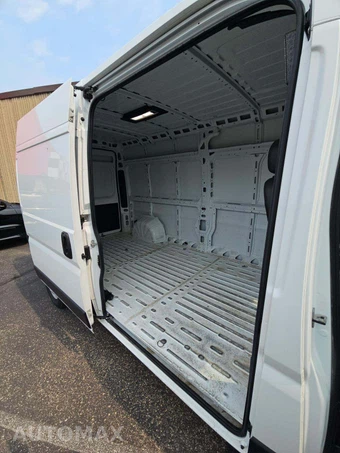 2025 Ram ProMaster 2500 Cargo Van Tradesman w/Passenger Seat High Roof 159.0" WB - miniatura 13