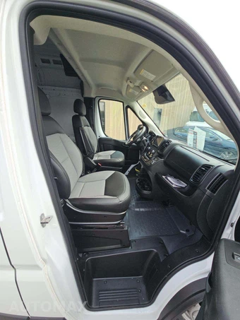 2025 Ram ProMaster 2500 Cargo Van Tradesman w/Passenger Seat High Roof 159.0" WB - miniatura 15