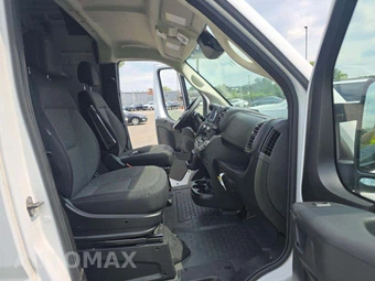 2025 Ram ProMaster 2500 Cargo Van Tradesman w/Passenger Seat High Roof 159.0" WB - miniatura 16