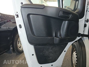 2025 Ram ProMaster 2500 Cargo Van Tradesman w/Passenger Seat High Roof 159.0" WB - miniatura 9