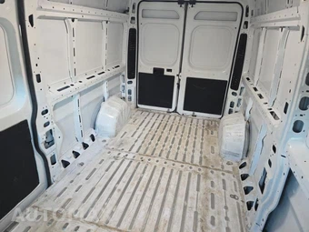 2025 Ram ProMaster 2500 Cargo Van Tradesman w/Passenger Seat High Roof 159.0" WB - miniatura 10