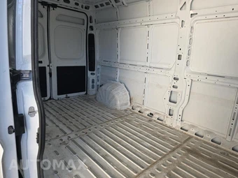 2025 Ram ProMaster 2500 Cargo Van Tradesman w/Passenger Seat High Roof 159.0" WB - miniatura 19
