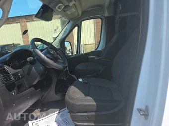 2025 Ram ProMaster 2500 Cargo Van Tradesman w/Passenger Seat High Roof 159.0" WB - miniatura 13