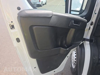 2025 Ram ProMaster 2500 Cargo Van Tradesman w/Passenger Seat High Roof 159.0" WB - miniatura 9