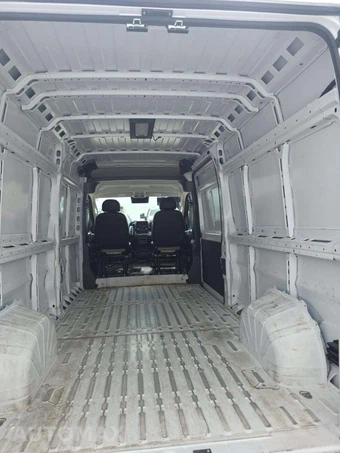 2025 Ram ProMaster 2500 Cargo Van Tradesman w/Passenger Seat High Roof 159.0" WB - miniatura 14