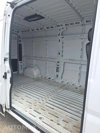 2025 Ram ProMaster 2500 Cargo Van Tradesman w/Passenger Seat High Roof 159.0" WB - miniatura 16