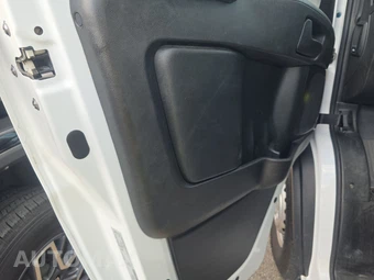 2025 Ram ProMaster 2500 Cargo Van Tradesman w/Passenger Seat High Roof 159.0" WB - miniatura 9