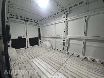 2025 Ram ProMaster 2500 Cargo Van Tradesman w/Passenger Seat High Roof 159.0" WB - miniatura 13