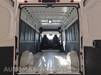 2025 Ram ProMaster 2500 Cargo Van Tradesman w/Passenger Seat High Roof 159.0" WB - miniatura 16