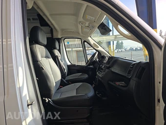 2025 Ram ProMaster 2500 Cargo Van Tradesman w/Passenger Seat High Roof 159.0" WB - miniatura 8