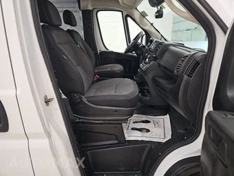 2025 Ram ProMaster 2500 Cargo Van Tradesman w/Passenger Seat High Roof 159.0" WB - miniatura 8