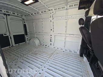 2025 Ram ProMaster 2500 Cargo Van Tradesman w/Passenger Seat High Roof 159.0" WB - miniatura 16