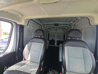 2025 Ram ProMaster 2500 Cargo Van Tradesman w/Passenger Seat High Roof 159.0" WB - miniatura 13
