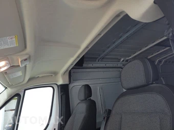 2025 Ram ProMaster 2500 Cargo Van Tradesman w/Passenger Seat High Roof 159.0" WB - miniatura 17